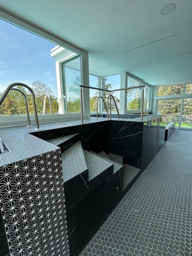 שיופוק Villa Bauhaus Dream Deluxe T מראה חיצוני תמונה